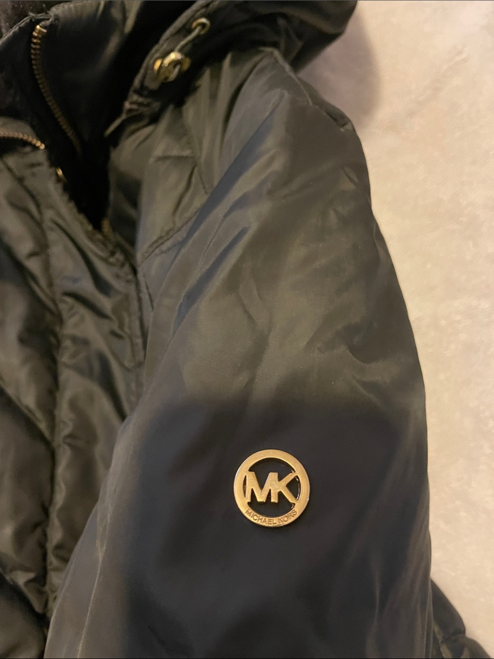 Michael Kors Women's Green Quilted Hooded Puffer Coat M - Picture 4 of 9